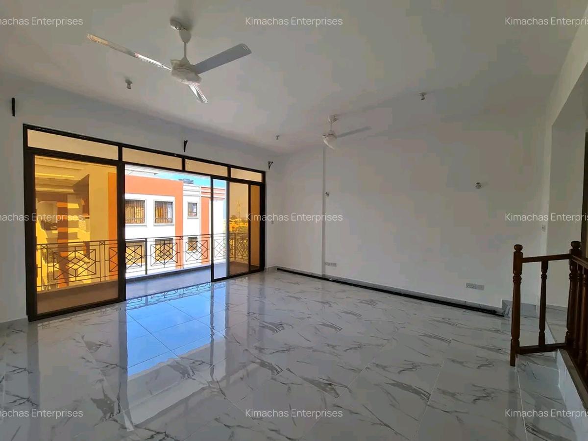 3 Bed Apartment with En Suite at Kasuku Road - 6