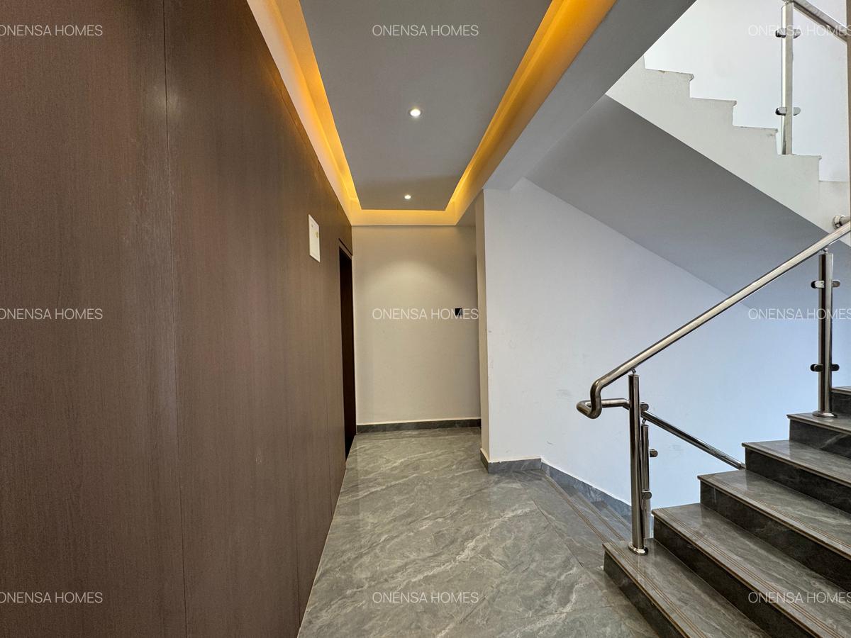 5 Bed House with En Suite in Kamangu - 13