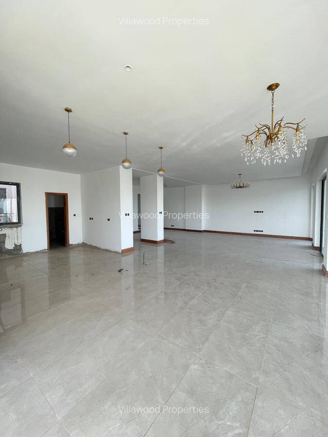 5 Bed Apartment with En Suite in Riverside - 4