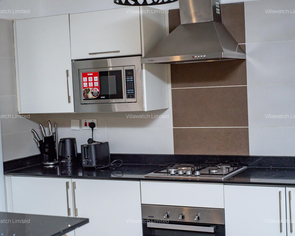 Serviced 2 Bed Apartment with En Suite in Kilimani - 7