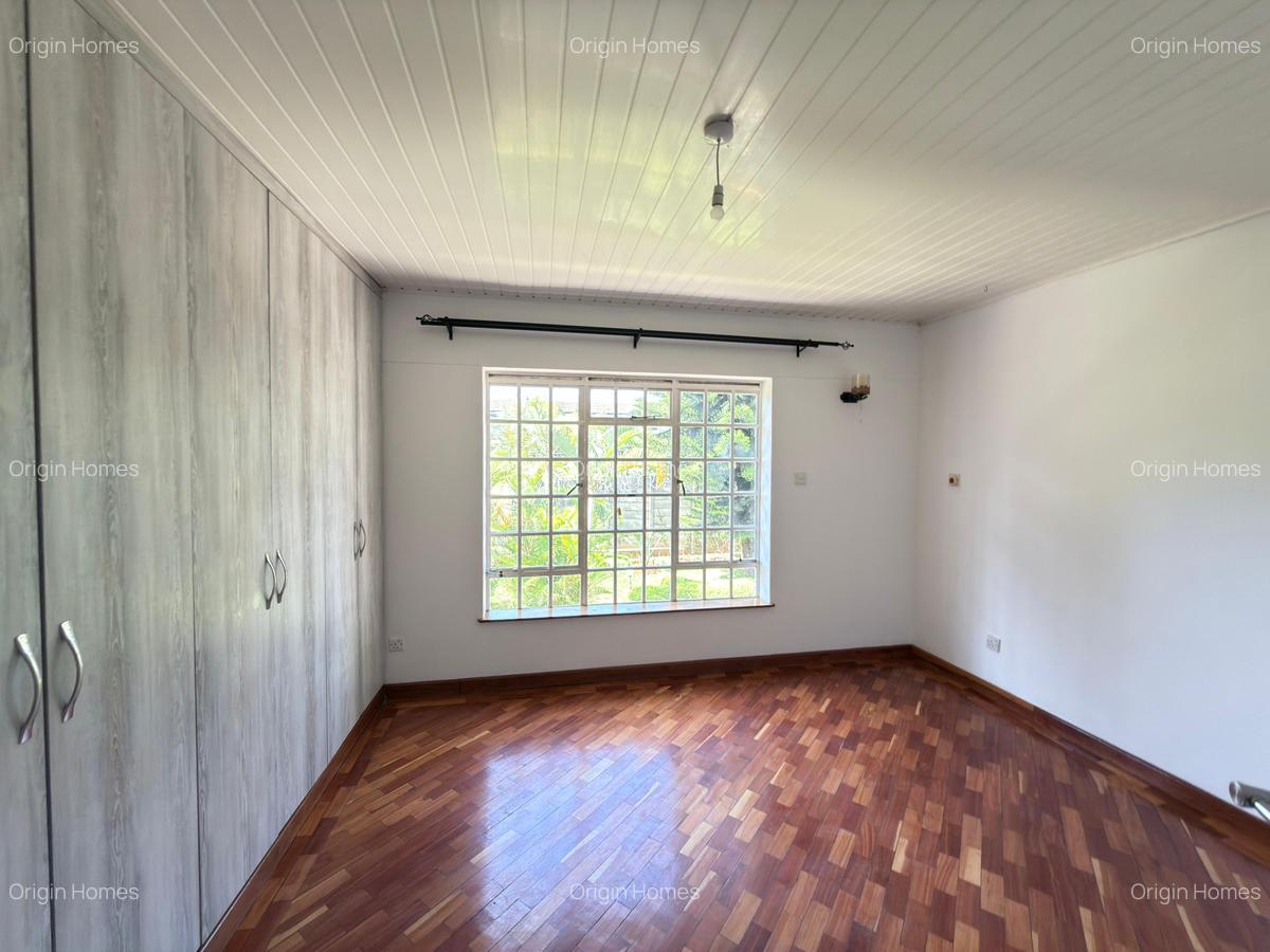 4 Bed House with En Suite at Gigiri - 4