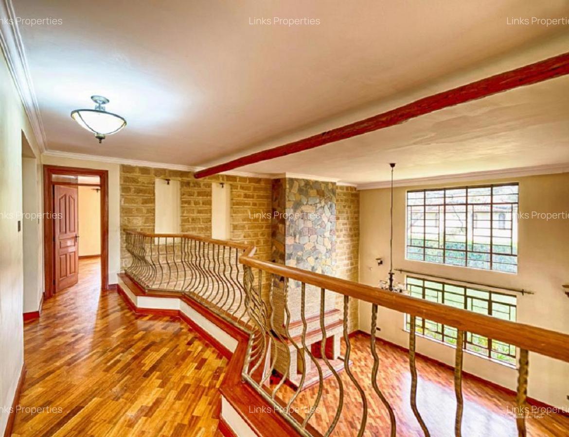 4 Bed Townhouse with En Suite at Karen - 20