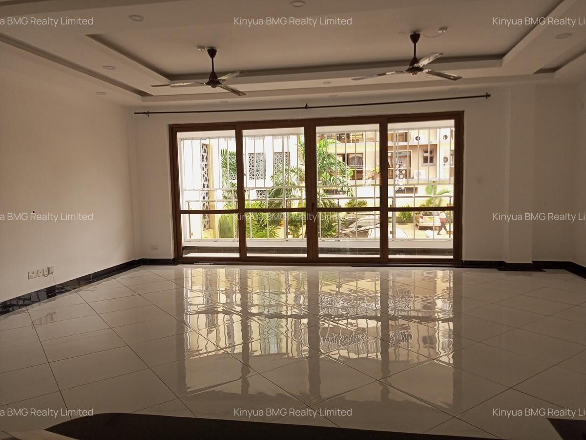 Serviced 3 Bed Apartment with En Suite at Moyne Drive - 1