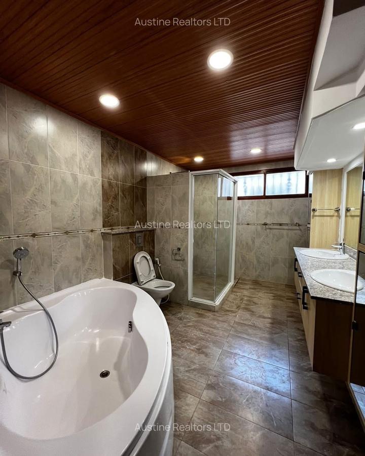 5 Bed Townhouse with En Suite at Shanzu Road - 10