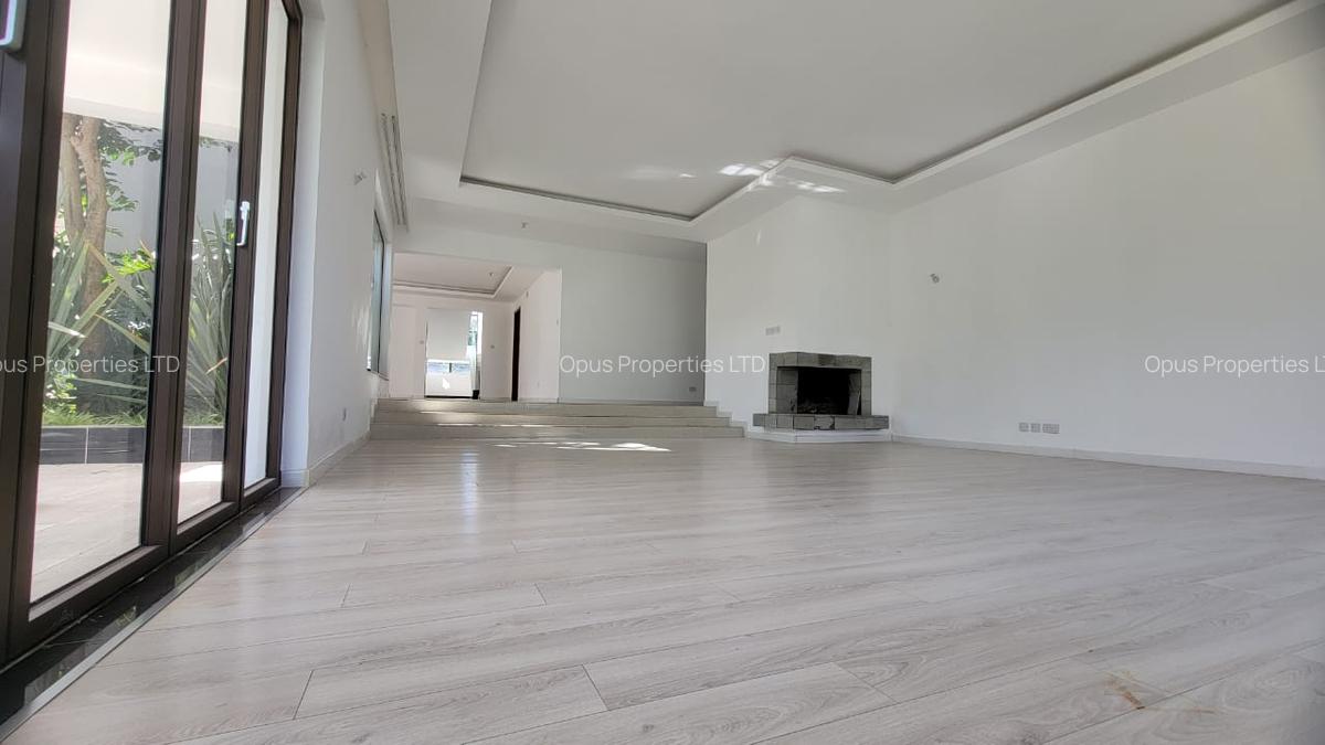 5 Bed House with En Suite in Karen - 4