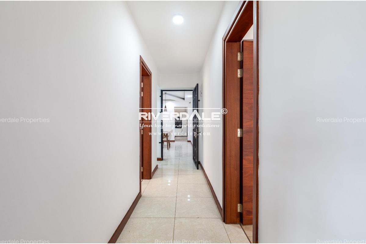 4 Bed Apartment with En Suite in General Mathenge - 6