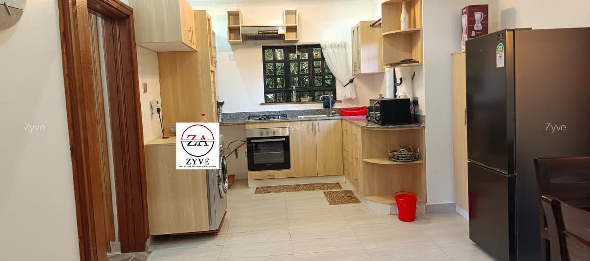 Serviced 2 Bed Apartment with En Suite in Runda - 4