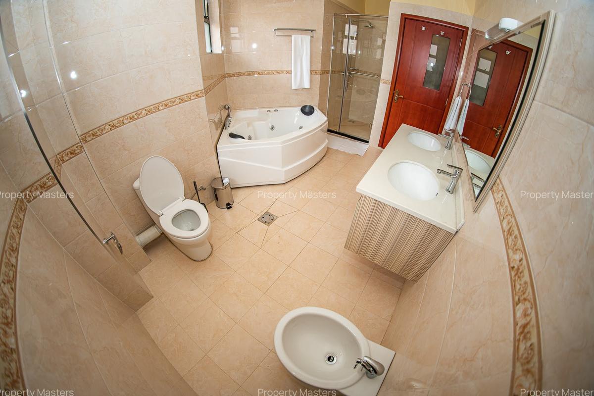 Serviced 3 Bed Apartment with En Suite at Arwings Kodhek Road - 9