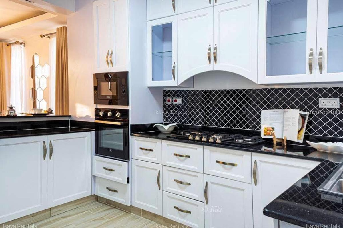 4 Bed Townhouse with En Suite in Kitengela - 10