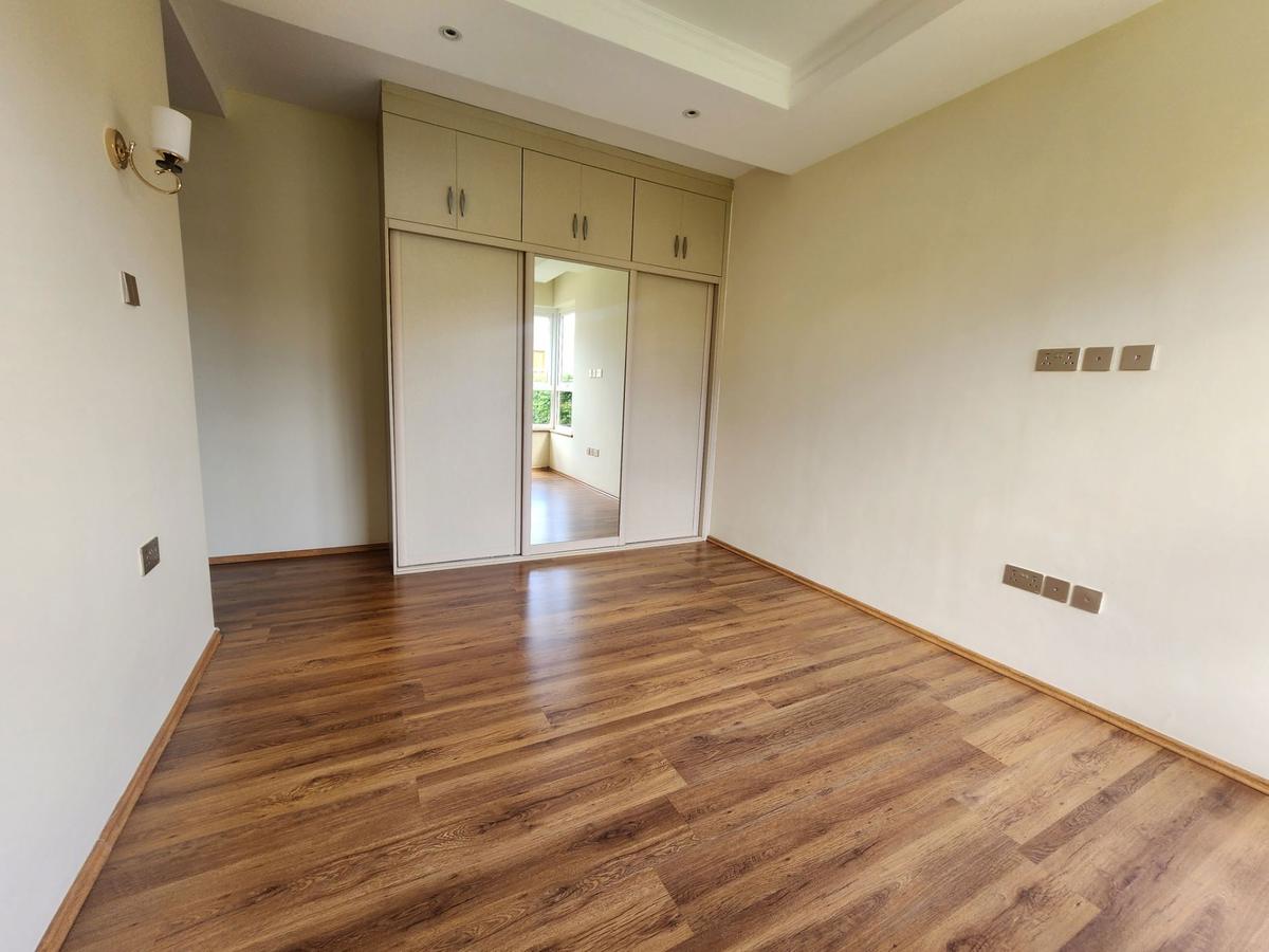 4 Bed Townhouse with En Suite in Kiambu Road - 12