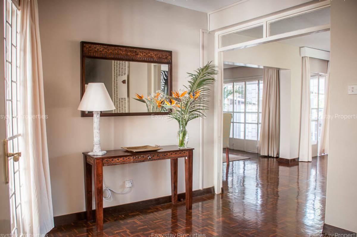 3 Bed Townhouse with En Suite in Muthaiga - 5