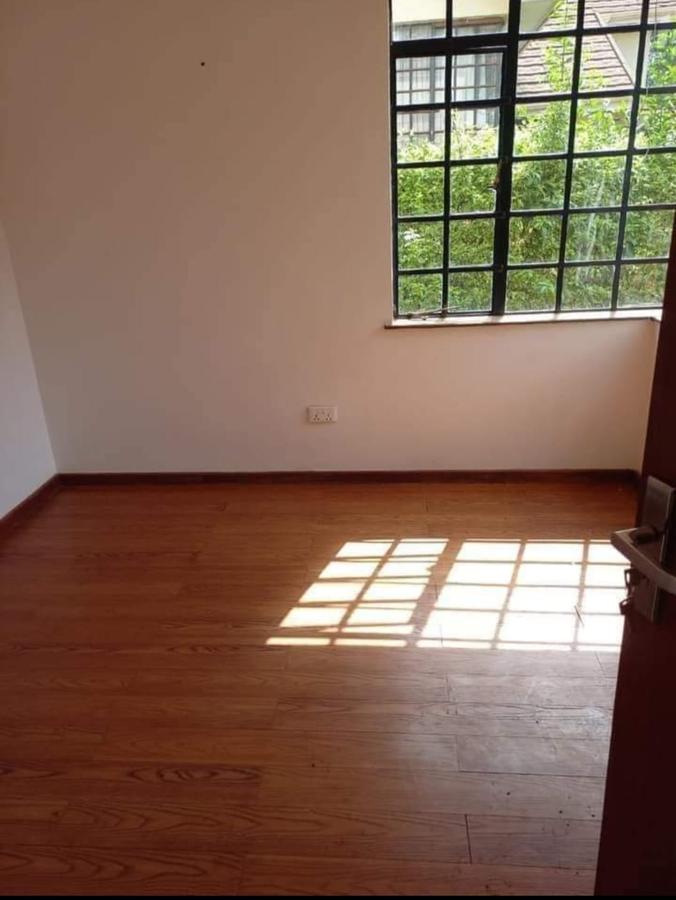 4 Bed Townhouse with En Suite in Kitisuru - 4