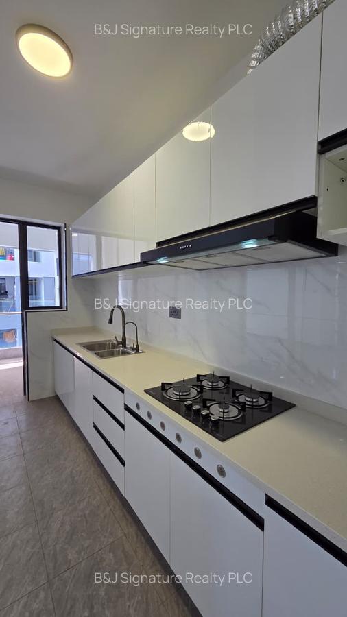 2 Bed Apartment with En Suite in Lavington - 17