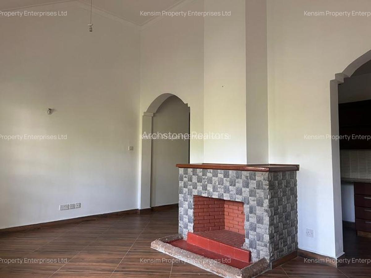 5 Bed Townhouse with En Suite in Rosslyn - 13