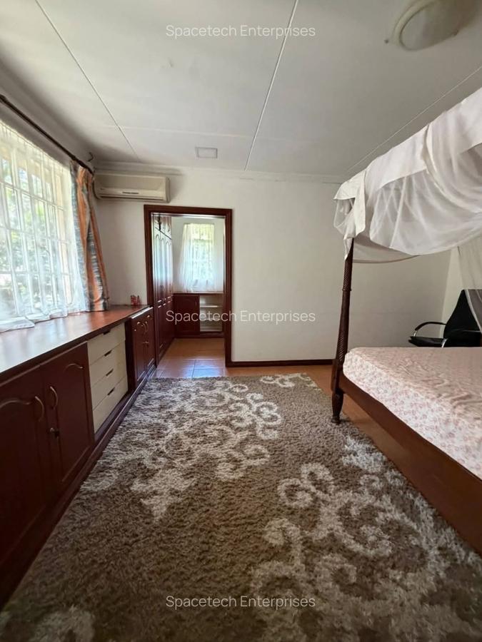 5 Bed House with En Suite in Gigiri - 9