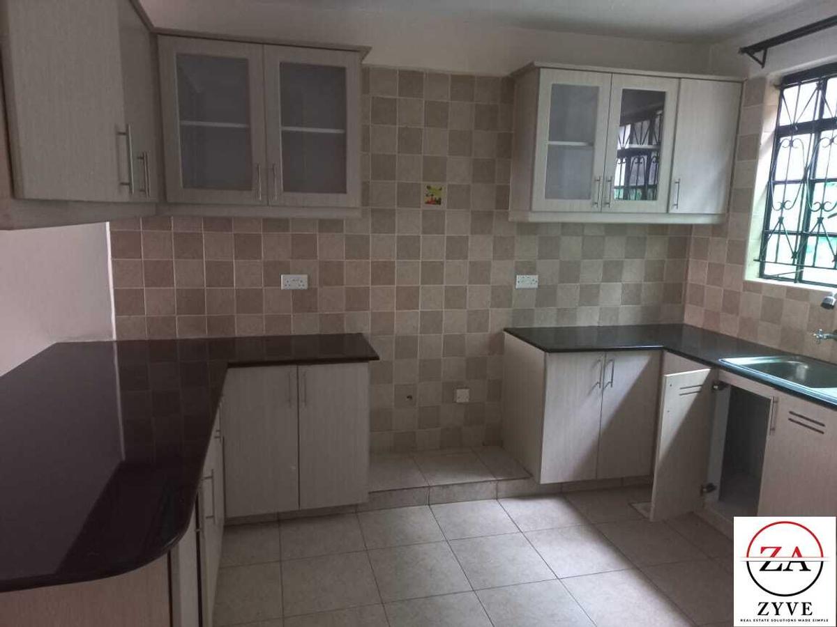 Serviced 2 Bed Apartment with En Suite at Riverside Drive - 2