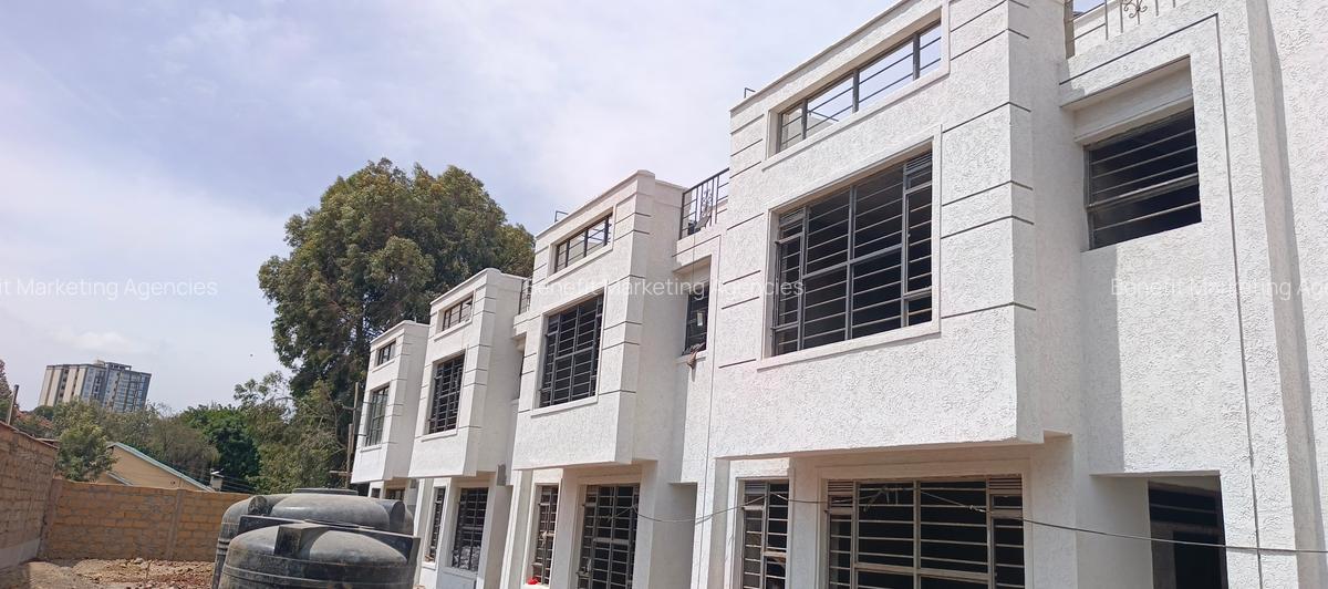 4 Bed Townhouse with En Suite at Veterinary Centre - 16