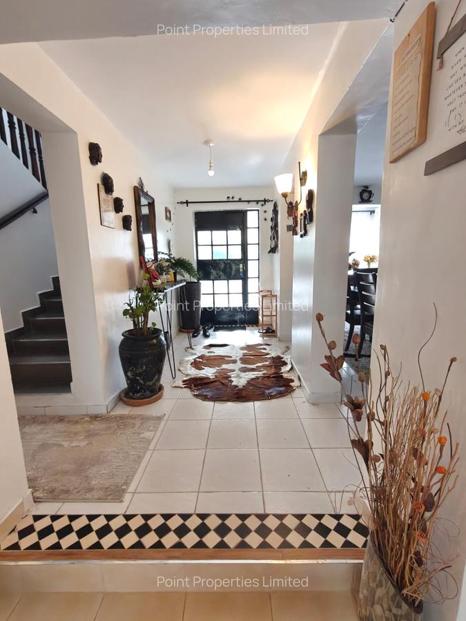 6 Bed House with En Suite in Karen - 8