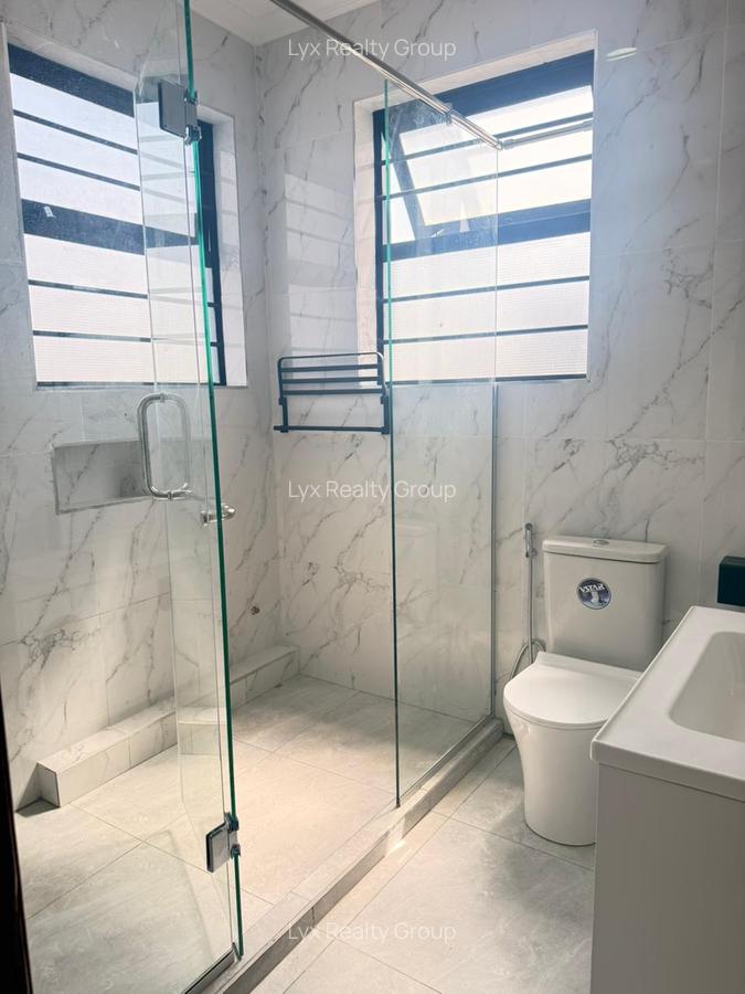 5 Bed Townhouse with En Suite at Ruiru Mugutha - 16