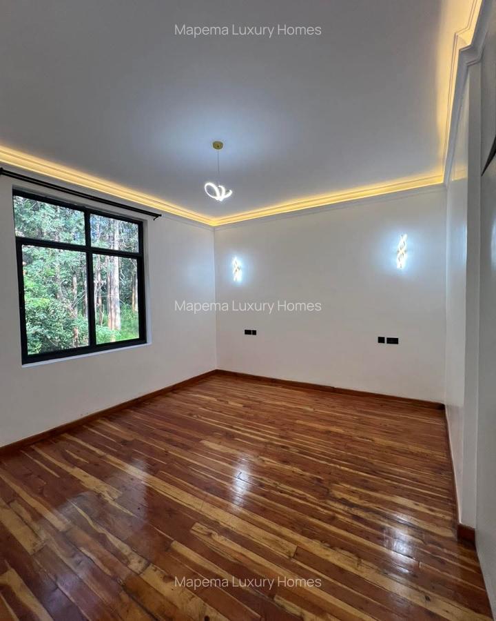 6 Bed House with En Suite at Marula Road - 4