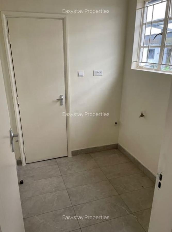 3 Bed Apartment with Parking in Kilimani - 14
