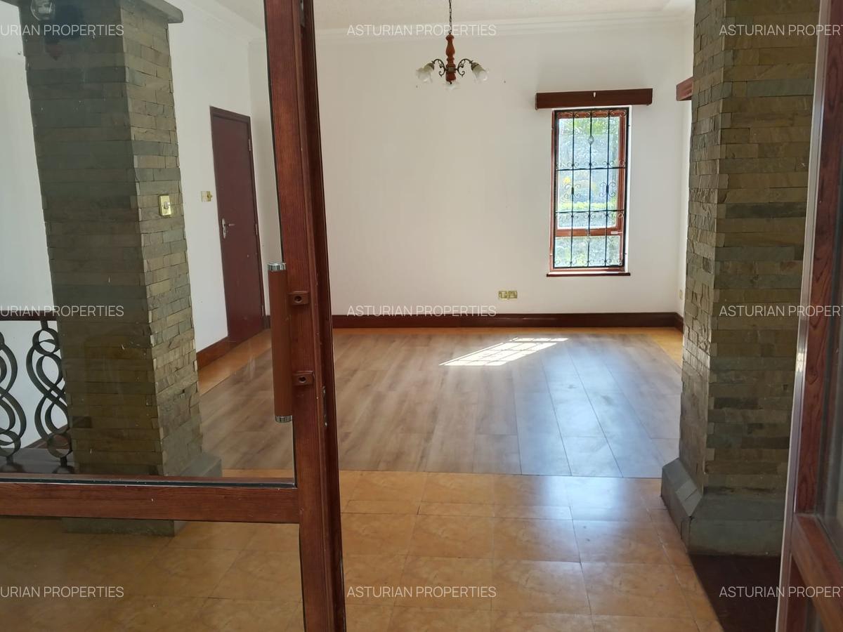 5 Bed Townhouse with En Suite in Runda - 6