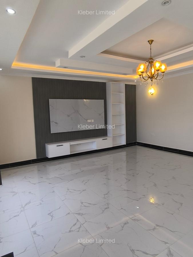 3 Bed House with En Suite in Ruiru - 2