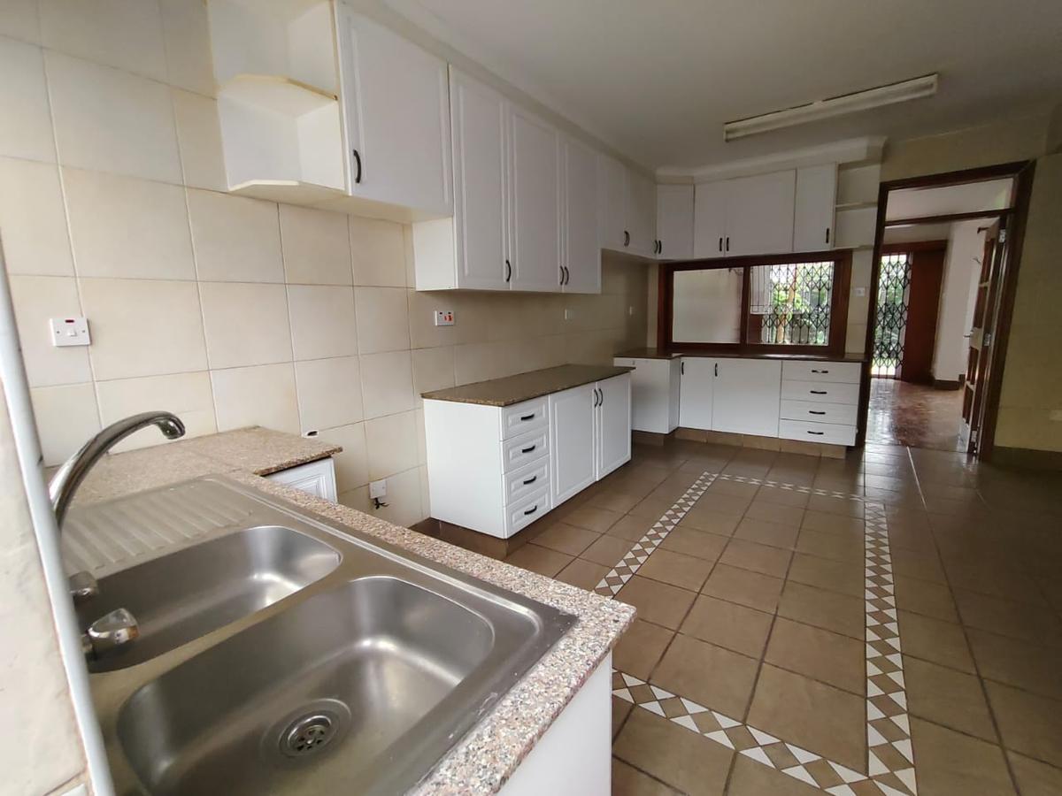 4 Bed Townhouse with En Suite at Owashika Road - 9