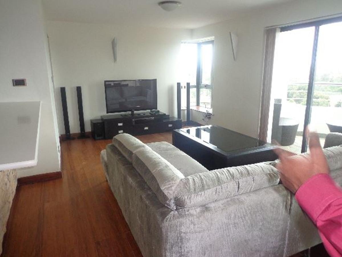 Serviced 2 Bed Apartment at Wood Avenue - 15