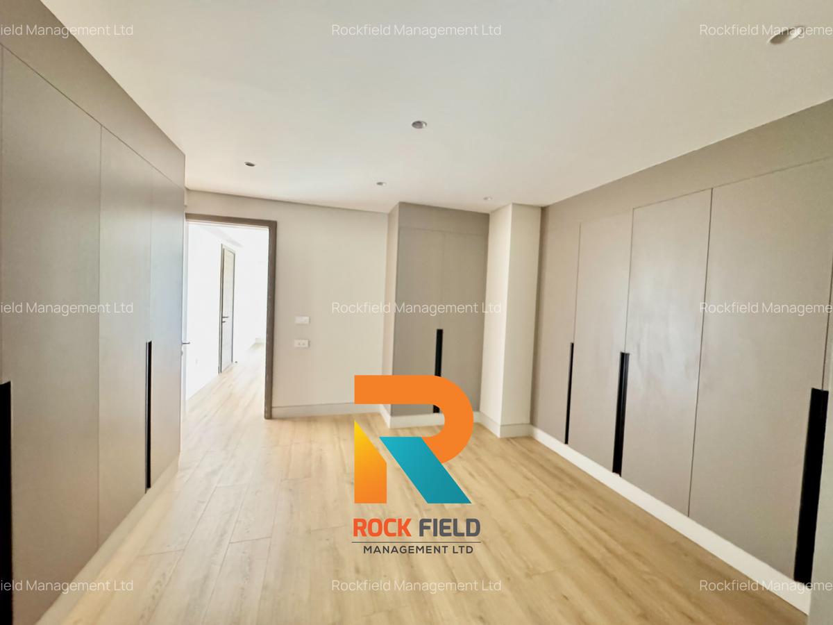 5 Bed Apartment with En Suite at Grevillea Grove - 13