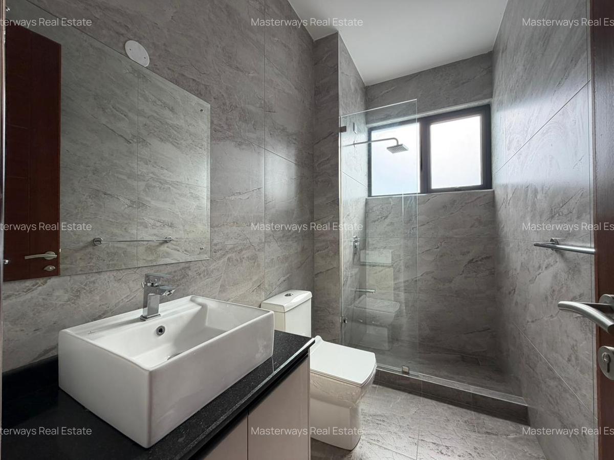 2 Bed Apartment with En Suite in Kitisuru - 13