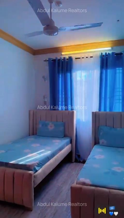 Serviced 3 Bed Apartment with En Suite at Tudor - 2