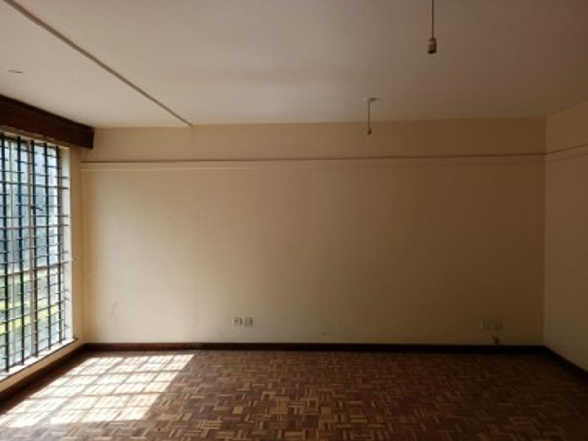 1 Bed Apartment with En Suite at Milimani - 4