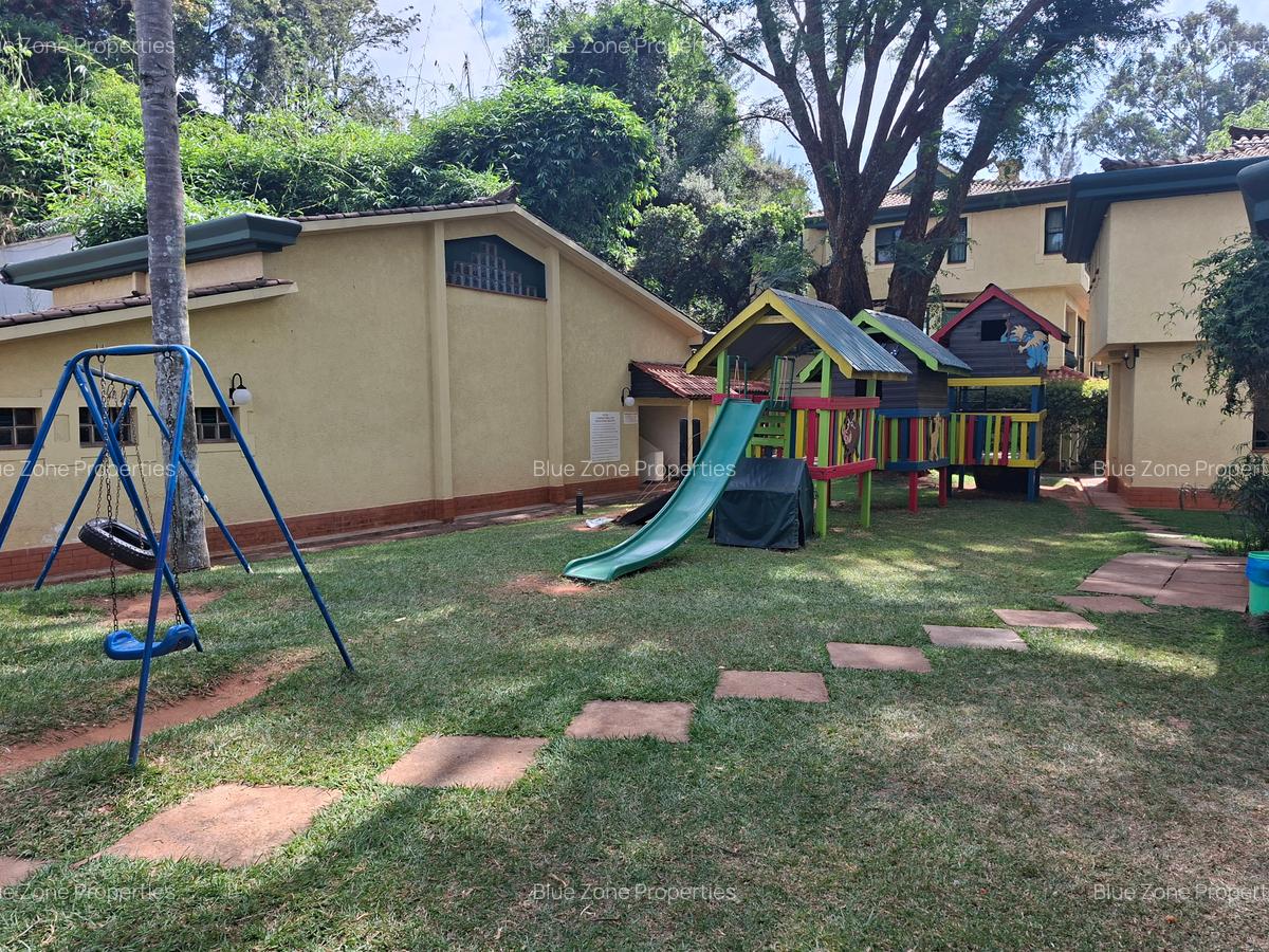 3 Bed Townhouse with En Suite at Near Westlands - 5