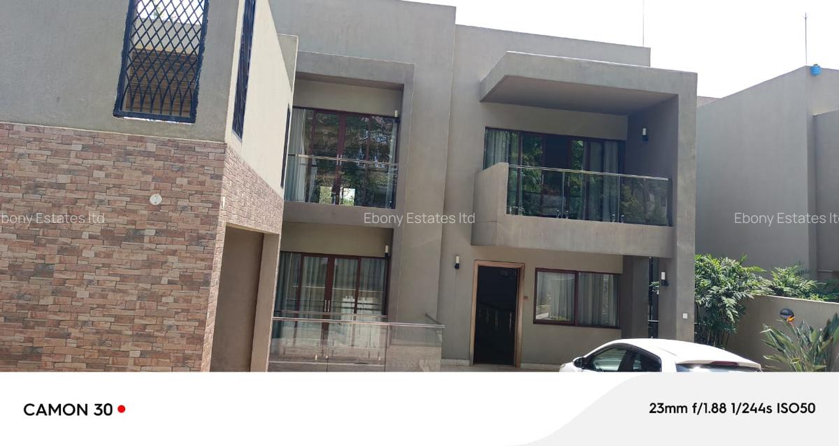 5 Bed Townhouse with En Suite in Lavington - 5