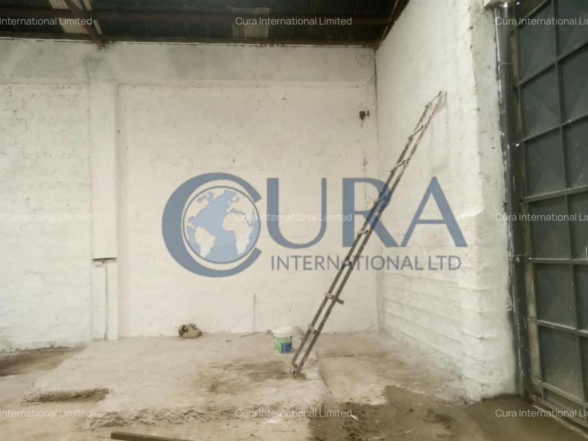 4,000 ft² Warehouse with Backup Generator in Industrial Area - 3