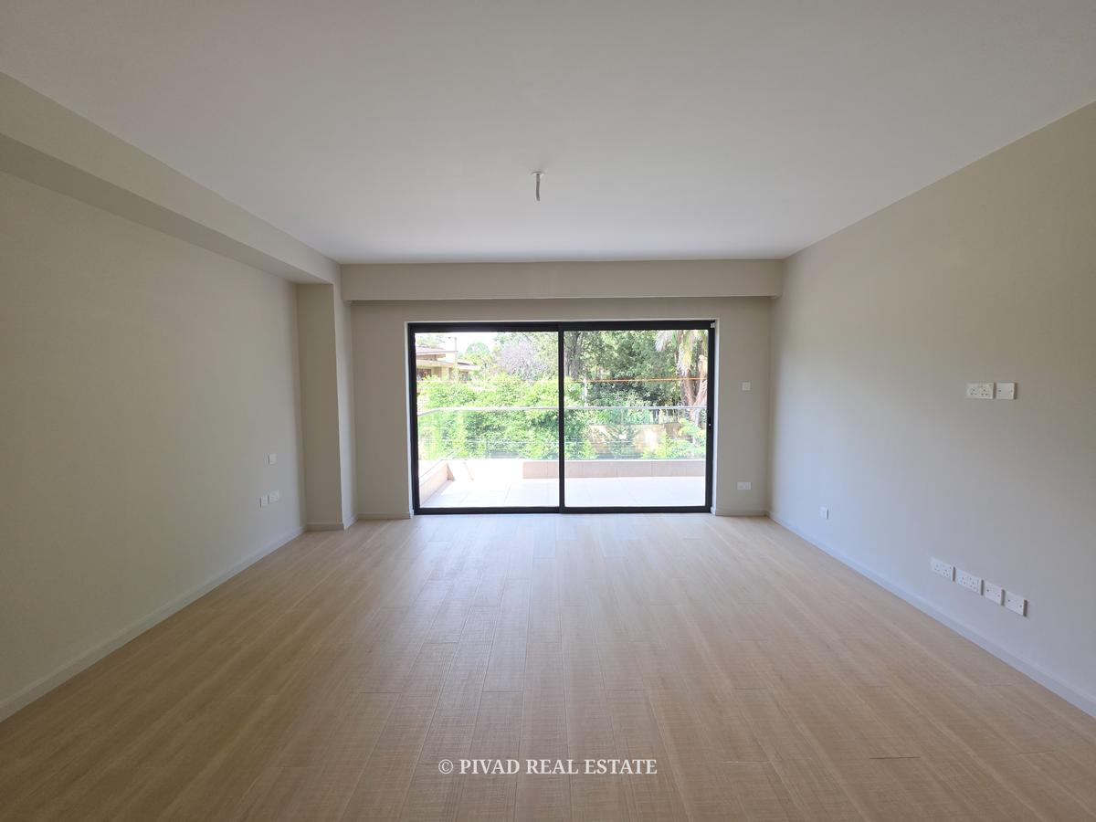 5 Bed Townhouse with Garden in Kyuna - 9