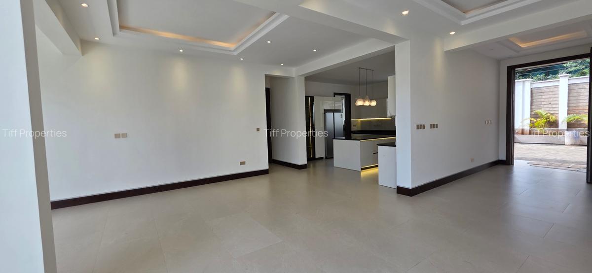 5 Bed Townhouse in Kitisuru - 11