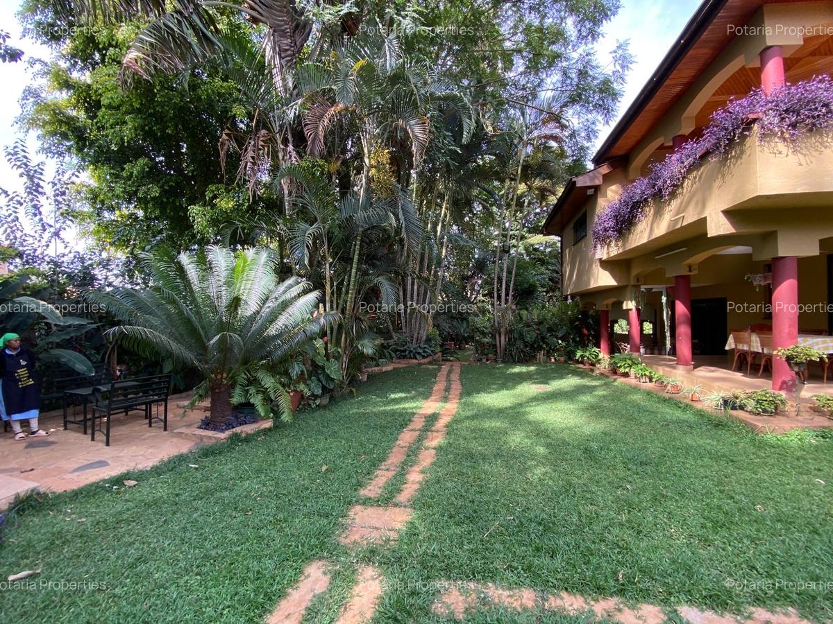 2 Bed House with En Suite in Runda - 1