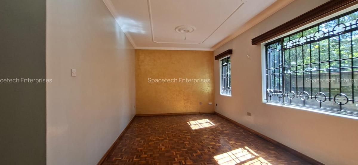 5 Bed House with Staff Quarters in Nyari - 9