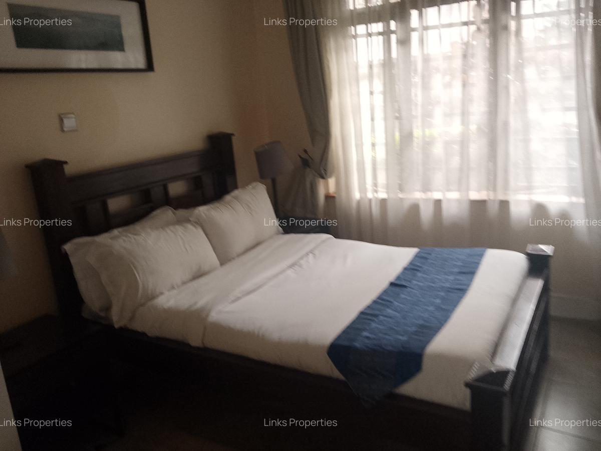 2 Bed House with En Suite at Banda Lane - 2