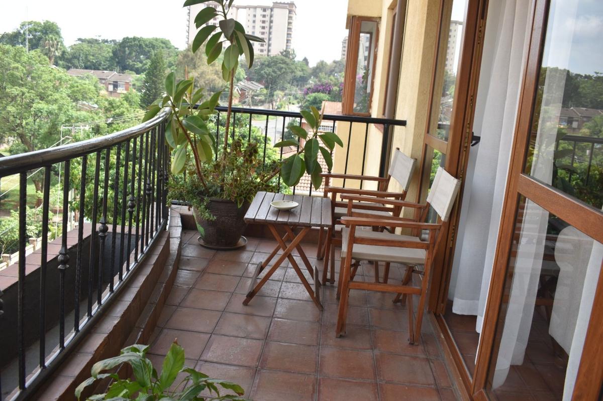 Furnished 3 Bed Apartment with Swimming Pool in Kilimani - 8