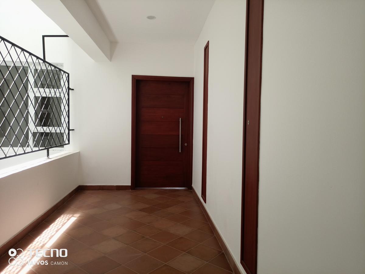 3 Bed Apartment with En Suite at 6Th Avenue - 8