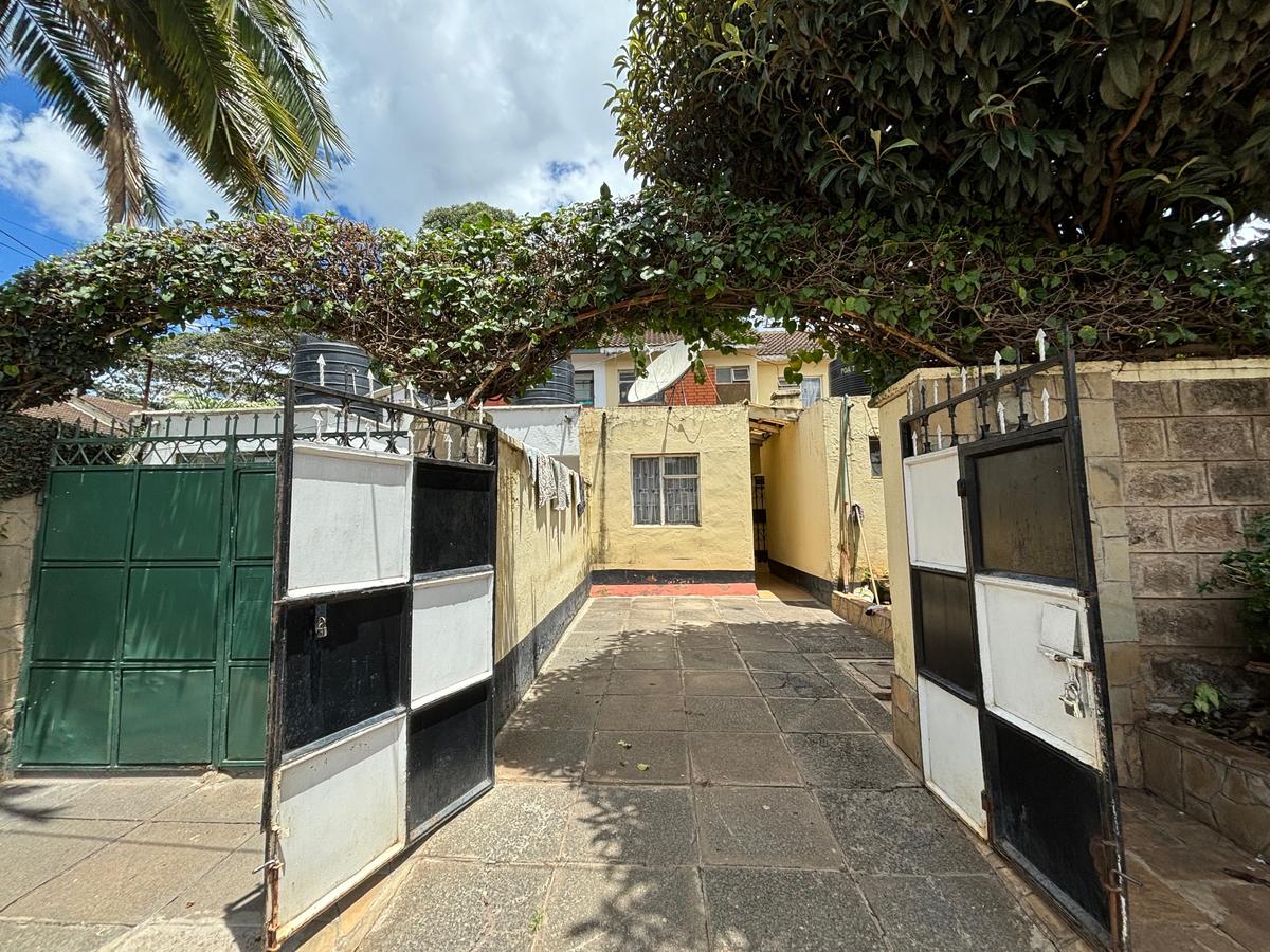 4 Bed Townhouse with Staff Quarters in Langata - 1