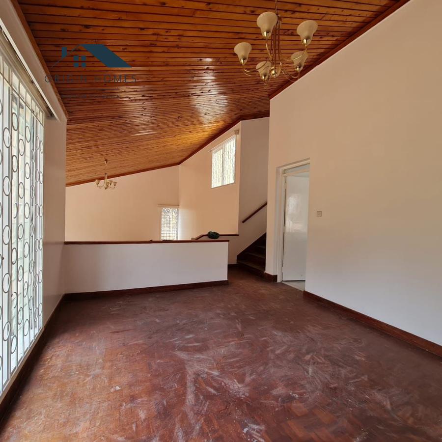 4 Bed House with En Suite at Loresho - 12