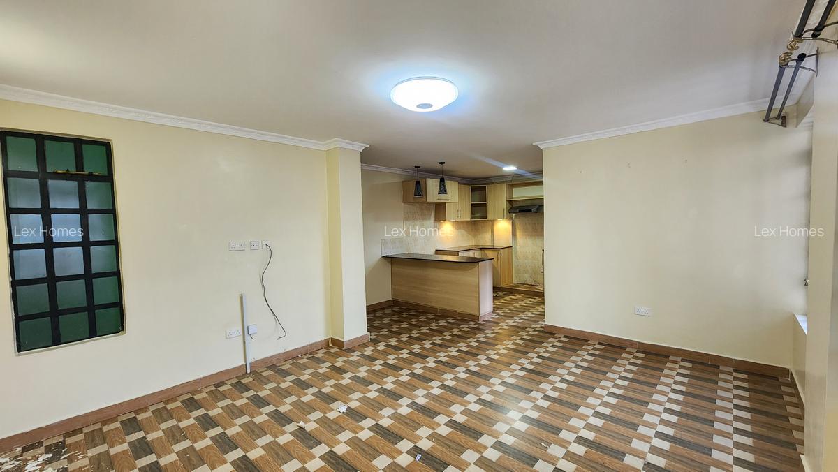 2 Bed Apartment with En Suite at - 1