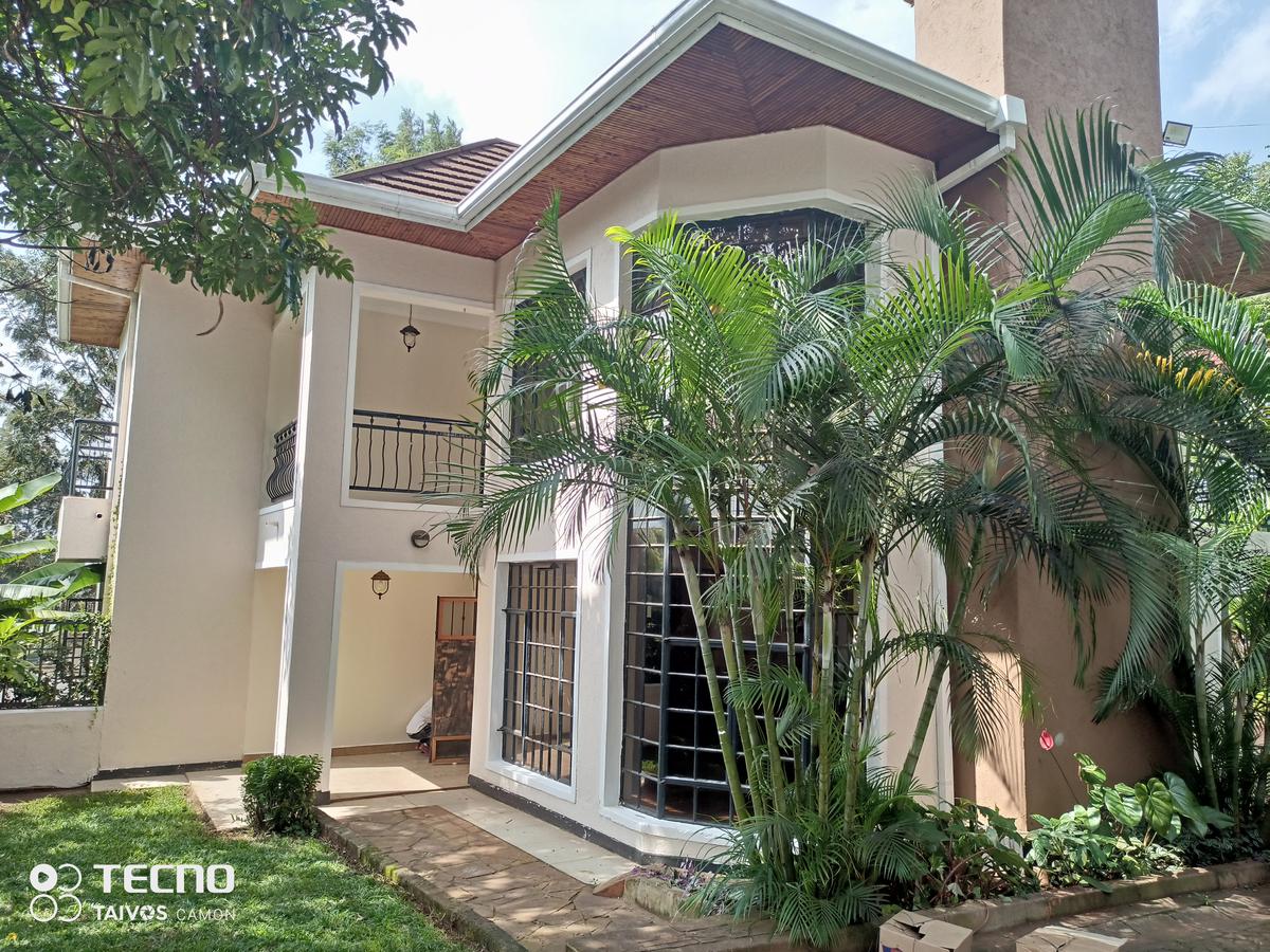 4 Bed Townhouse with En Suite at Off Kiambu Rd - 5