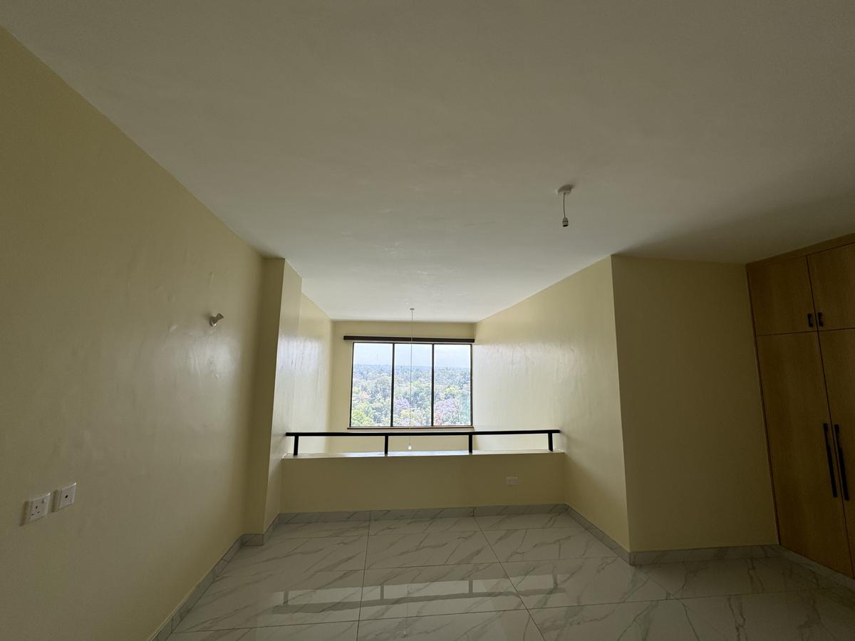 4 Bed Apartment with En Suite in General Mathenge - 11