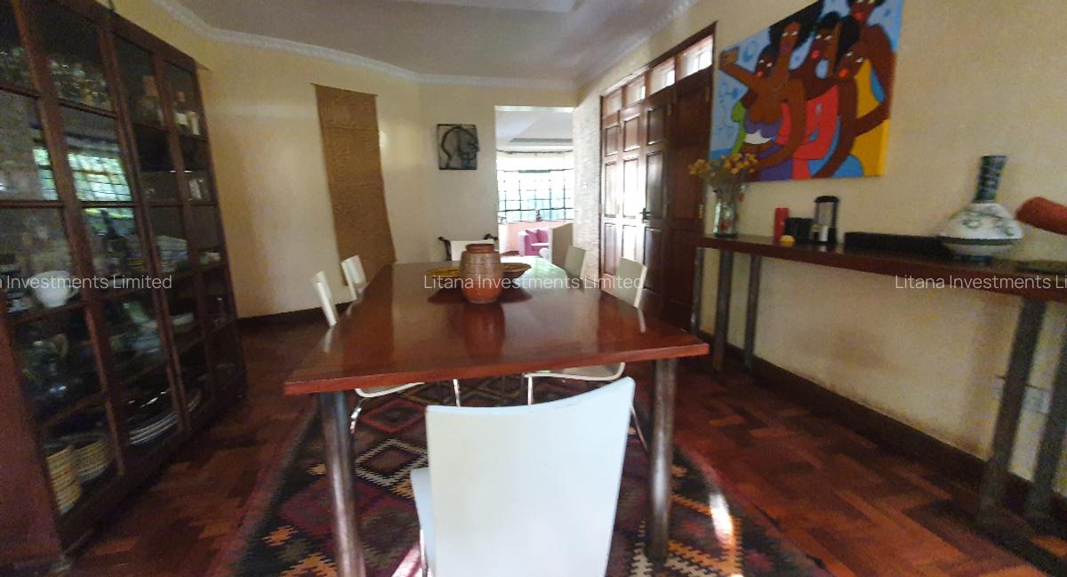 5 Bed House with En Suite at Old Runda - 4