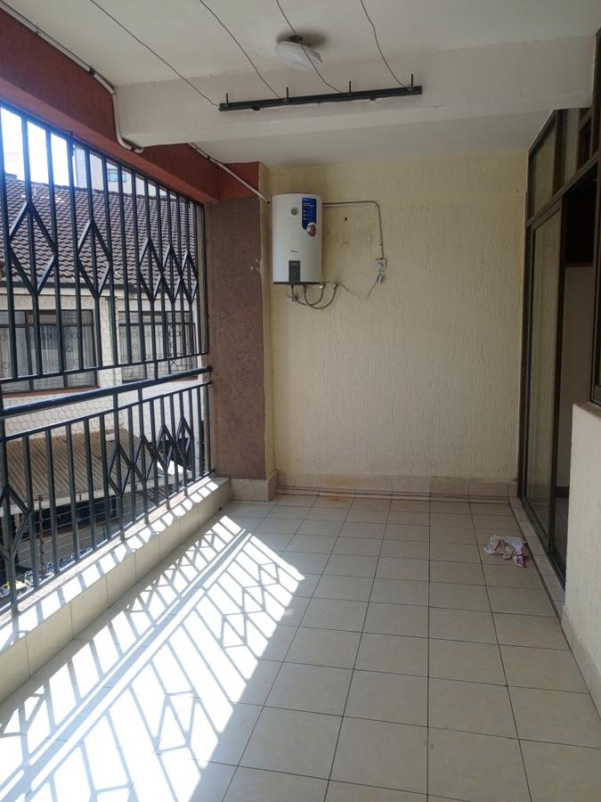 Serviced 3 Bed Apartment with Gym at Near Yaya Center - 3